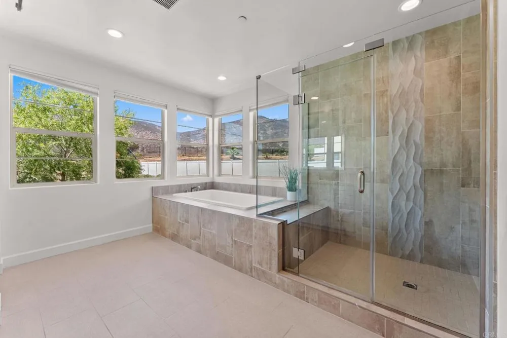 446 Via Maggiore Chula Vista, CA 91914
