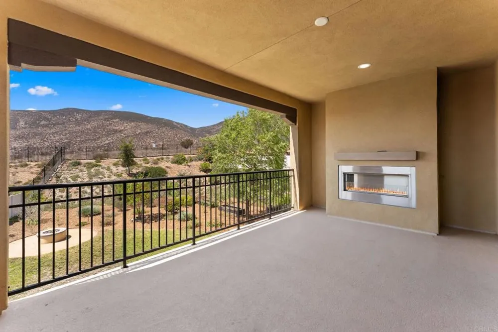 446 Via Maggiore Chula Vista, CA 91914