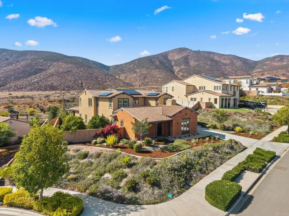 446 Via Maggiore Chula Vista, CA 91914