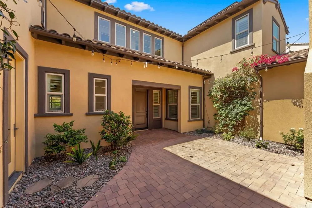 446 Via Maggiore Chula Vista, CA 91914