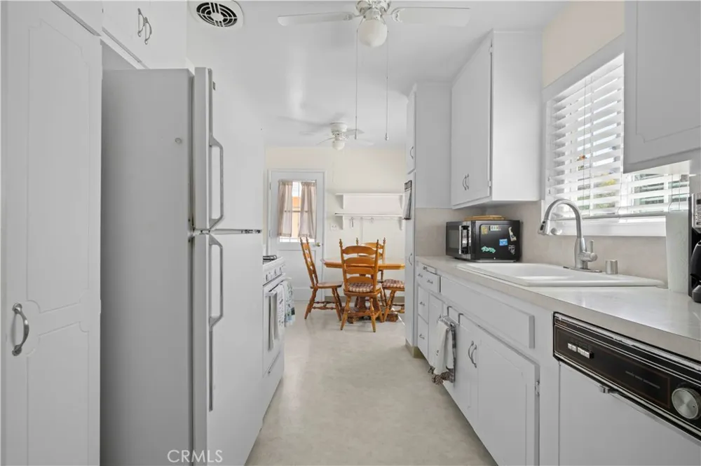 317 S Gardenglen Street West Covina, CA 91790