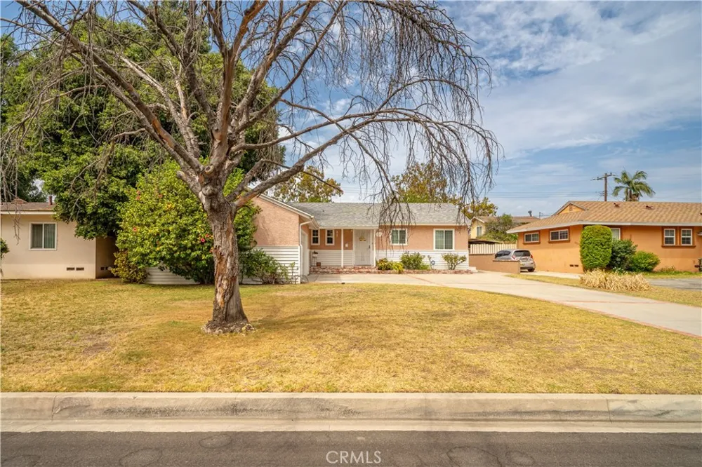 317 S Gardenglen Street West Covina, CA 91790