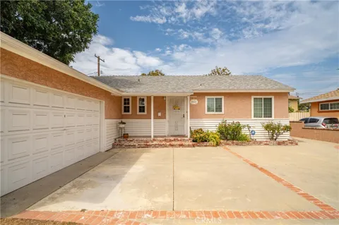 317 S Gardenglen Street