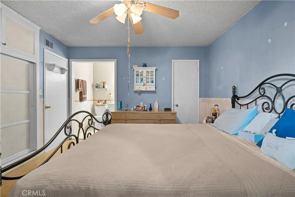 317 S Gardenglen Street West Covina, CA 91790