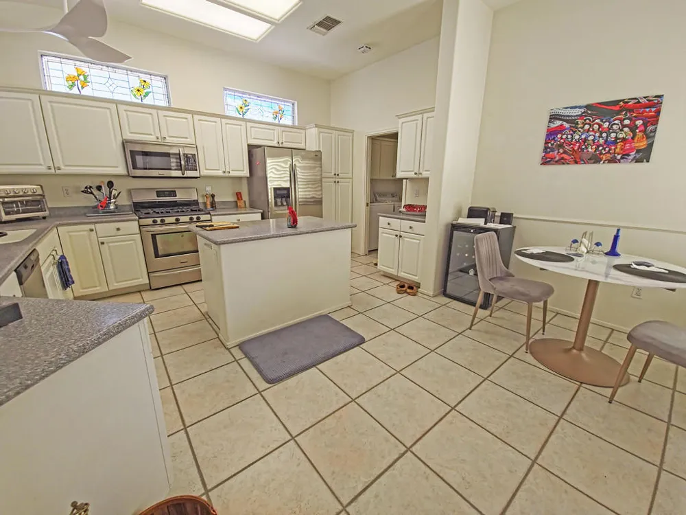 78368 Sterling Lane Palm Desert, CA 92211