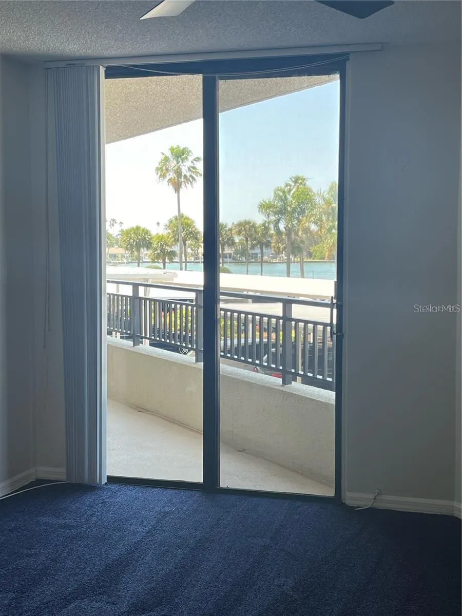690 ISLAND WAY #208 Clearwater, FL 33767