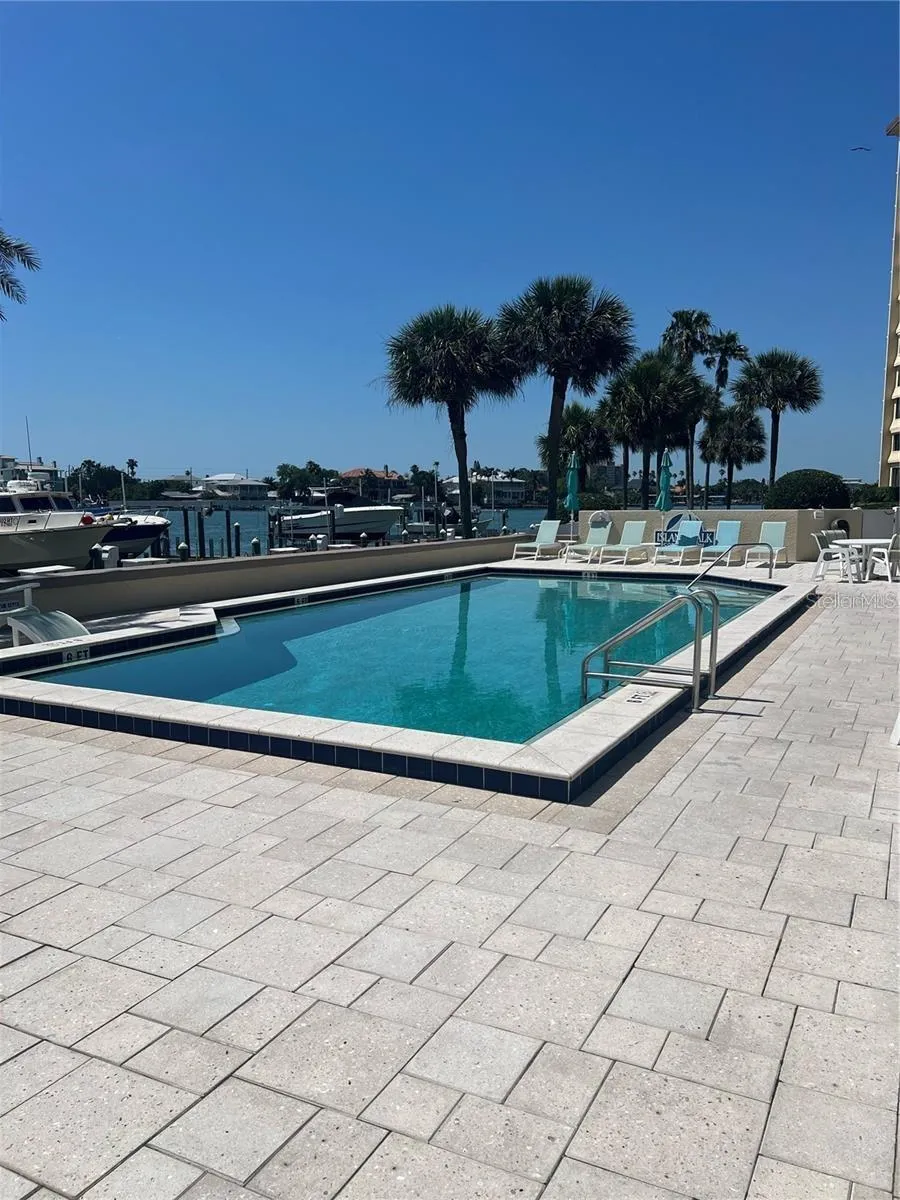 690 ISLAND WAY #208 Clearwater, FL 33767