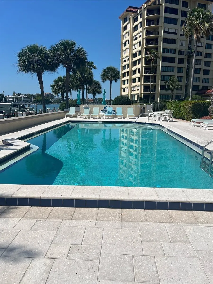 690 ISLAND WAY #208 Clearwater, FL 33767