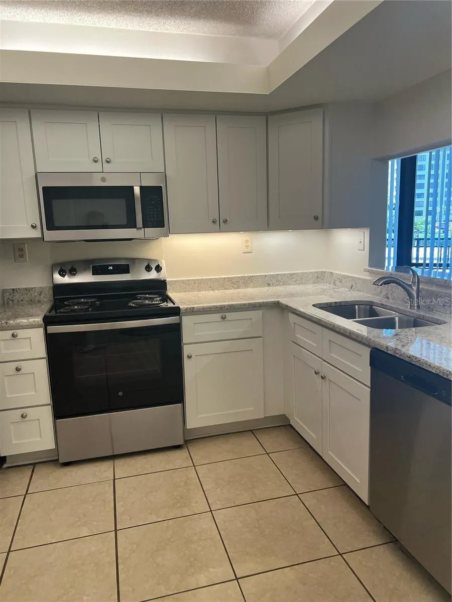 690 ISLAND WAY #208 Clearwater, FL 33767
