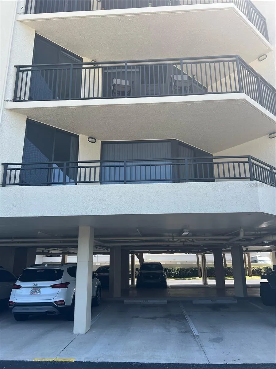 690 ISLAND WAY #208 Clearwater, FL 33767