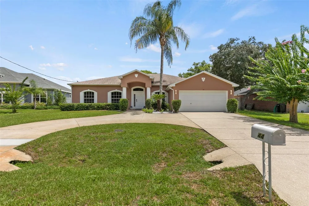 44 FURNESS PLACE Palm Coast, FL 32137