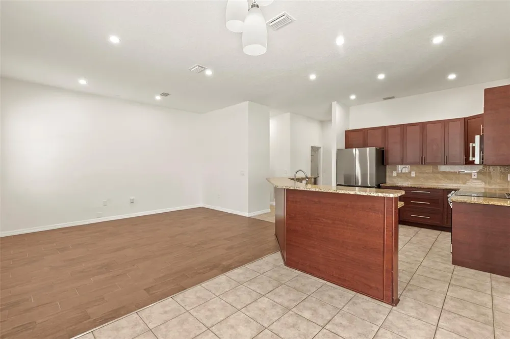 44 FURNESS PLACE Palm Coast, FL 32137