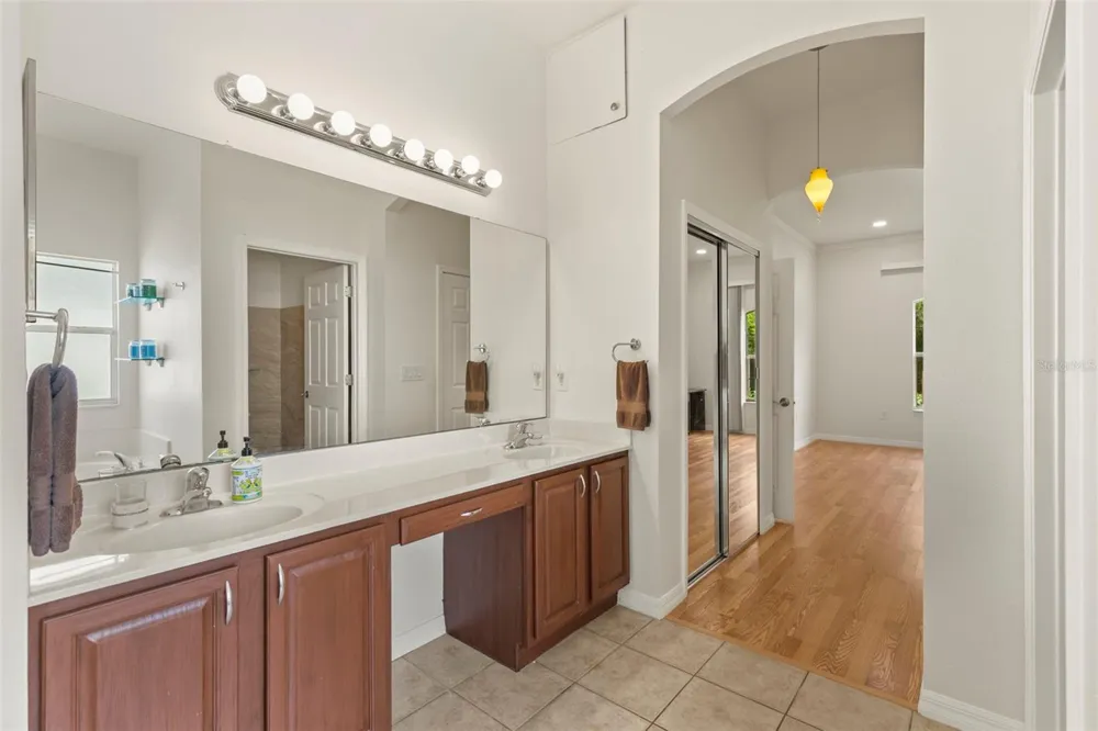 44 FURNESS PLACE Palm Coast, FL 32137