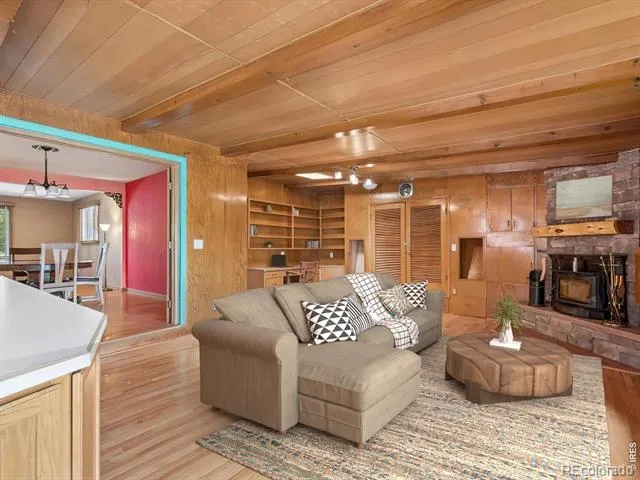 10355 W 13th Place Lakewood, CO 80215
