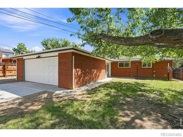 1119 Bross Street Longmont, CO 80501