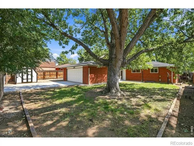 1119 Bross Street Longmont, CO 80501
