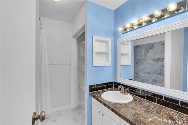 488 E Highline Circle Centennial, CO 80122