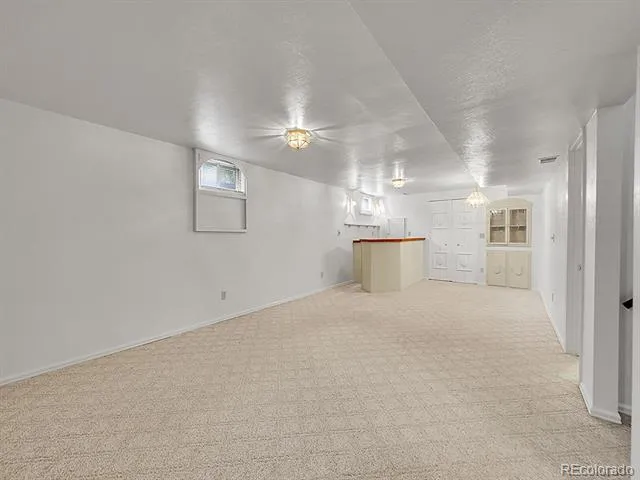 6769 W 70th Avenue Arvada, CO 80003