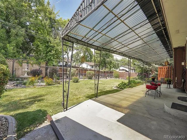 6769 W 70th Avenue Arvada, CO 80003