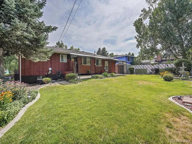6769 W 70th Avenue Arvada, CO 80003