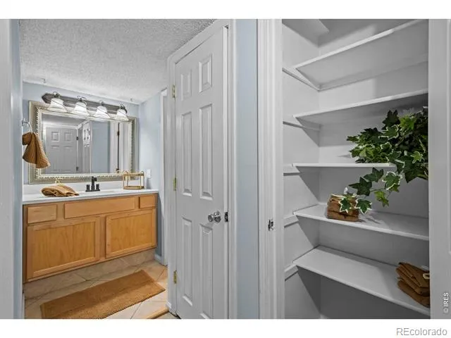 3121 S Tamarac Drive #106 Denver, CO 80231