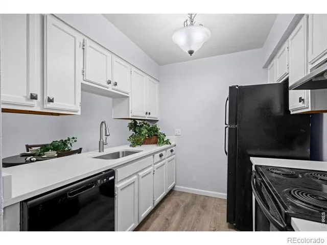 3121 S Tamarac Drive #106 Denver, CO 80231