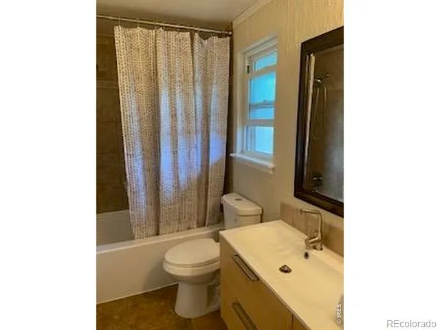 942 Reynolds Farm Lane #B Longmont, CO 80503