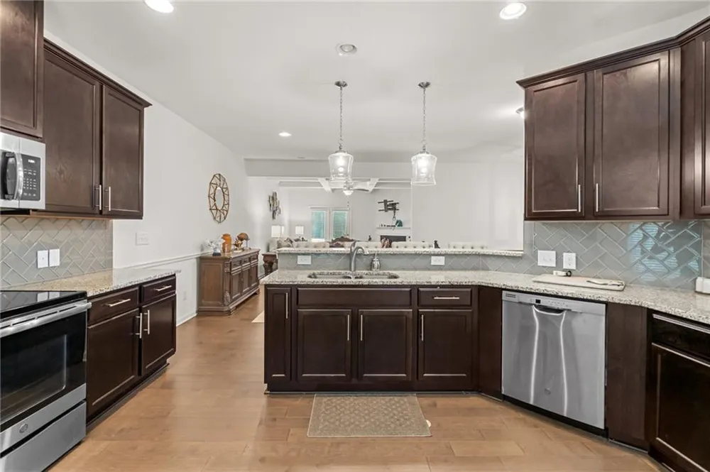 4282 Morning View Stone Mountain, GA 30083
