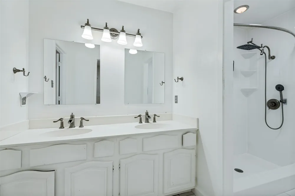 8741 County Road 863 Princeton, TX 75407