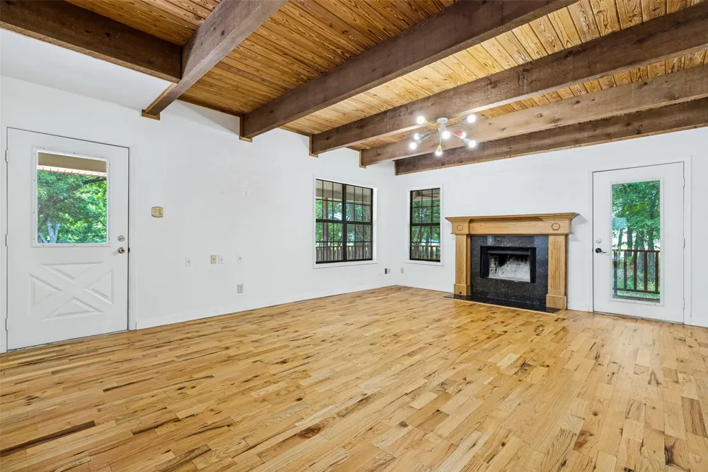 8741 County Road 863 Princeton, TX 75407