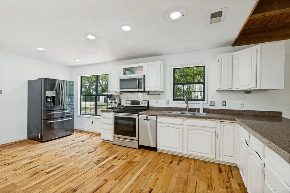 8741 County Road 863 Princeton, TX 75407