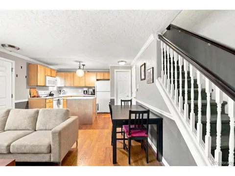 1243 Vine Street #6