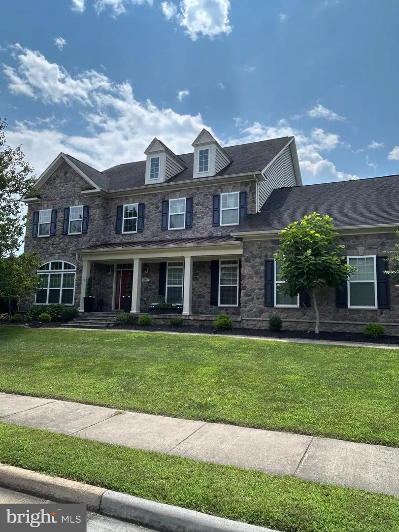 41857 RAWNSLEY DRIVE Ashburn, VA 20148