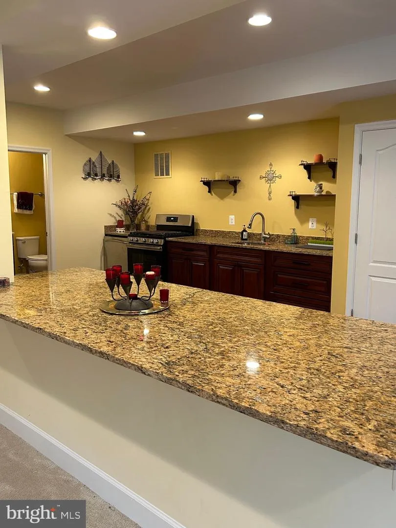 41857 RAWNSLEY DRIVE Ashburn, VA 20148