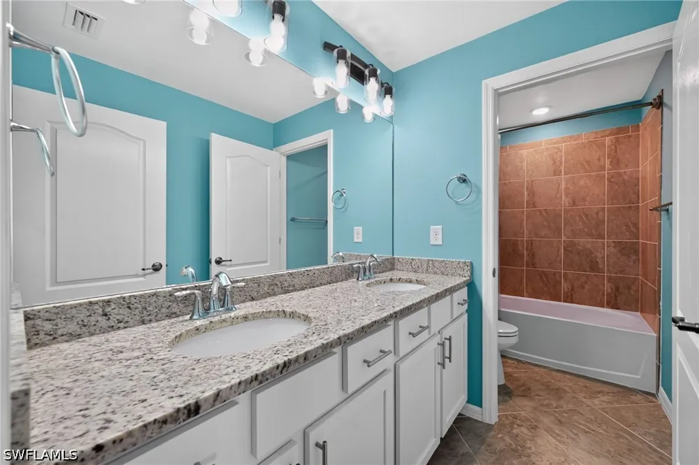 Bluegrass Drive Fort Myers, FL 33916