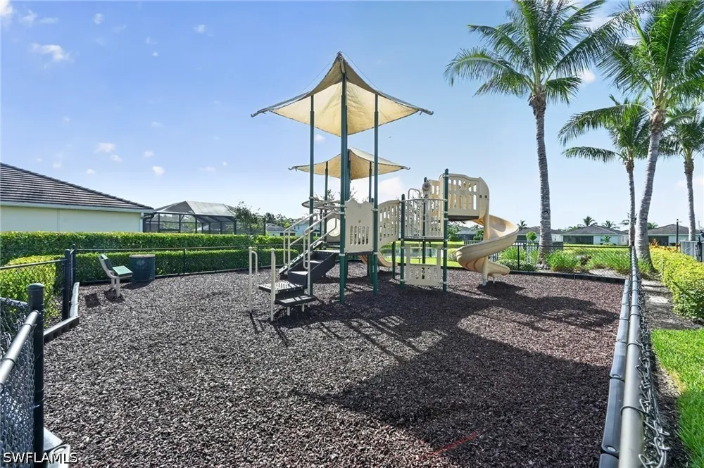 Bluegrass Drive Fort Myers, FL 33916