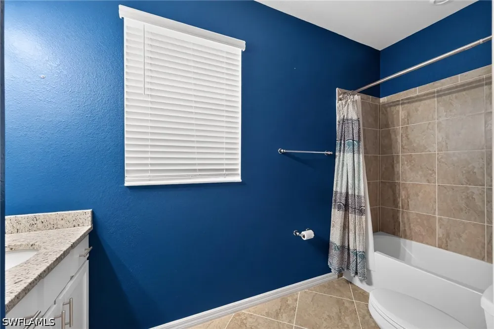 Bluegrass Drive Fort Myers, FL 33916