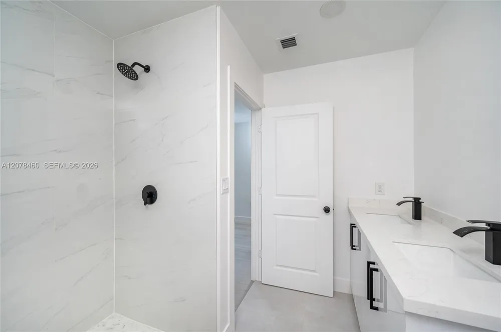 528 NW 13th St #528-530 Florida City, FL 33034