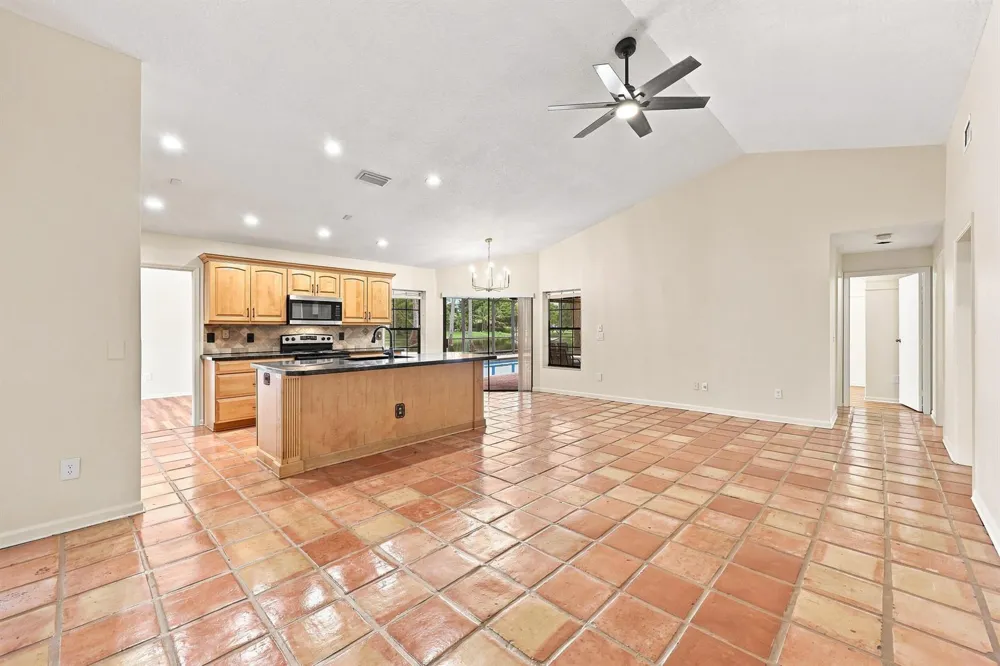 10798 CYPRESS BEND DRIVE Boca Raton, FL 33498