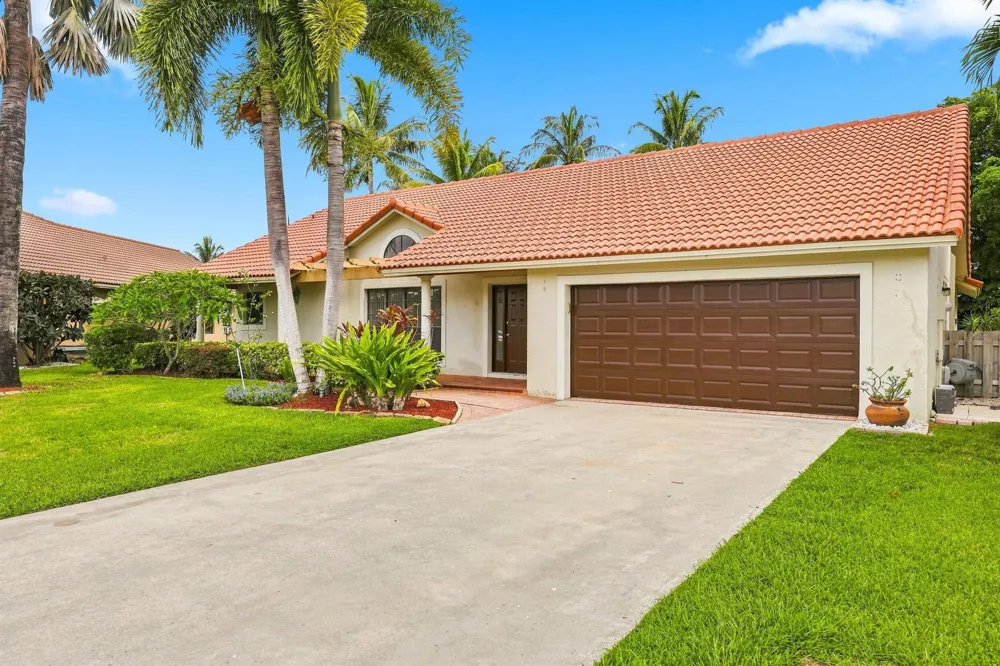 10798 CYPRESS BEND DRIVE Boca Raton, FL 33498