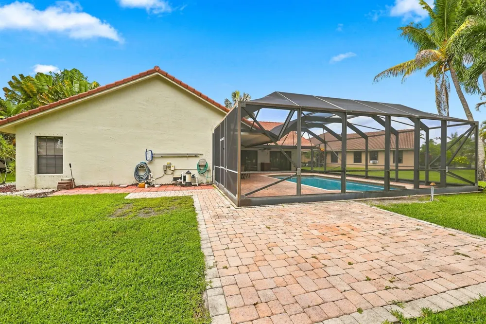 10798 CYPRESS BEND DRIVE Boca Raton, FL 33498