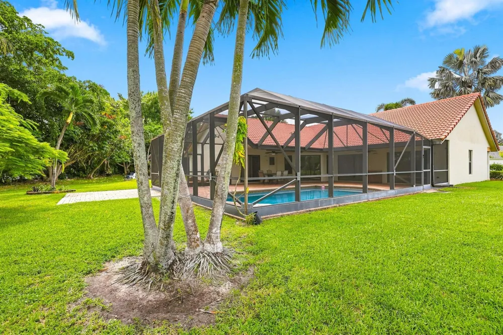 10798 CYPRESS BEND DRIVE Boca Raton, FL 33498