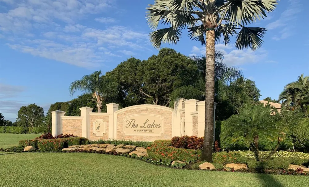 10798 CYPRESS BEND DRIVE Boca Raton, FL 33498