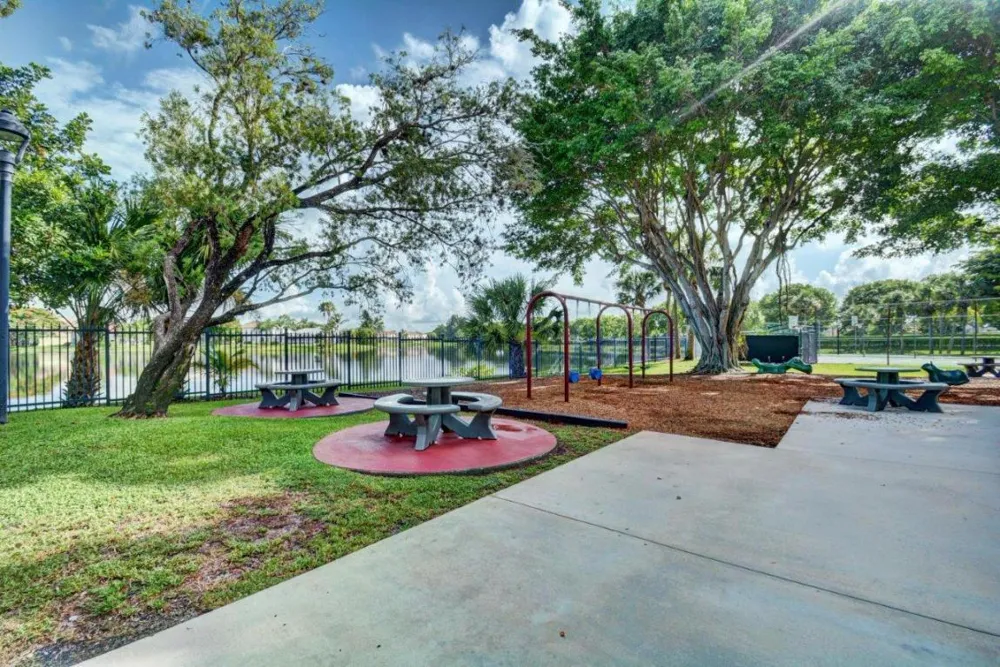 10798 CYPRESS BEND DRIVE Boca Raton, FL 33498