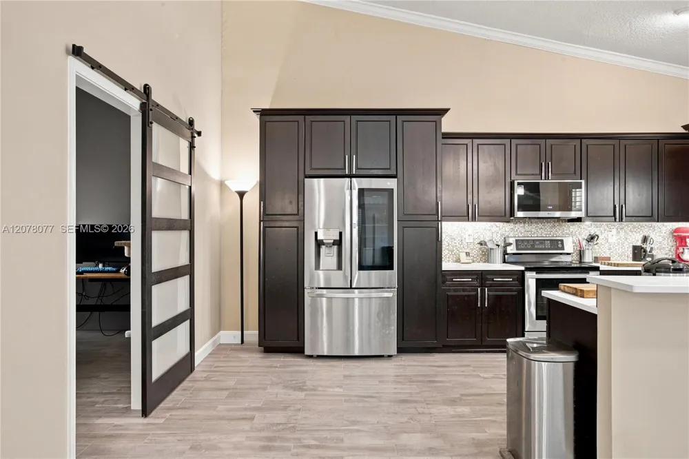 6526 Windsor Dr Parkland, FL 33067