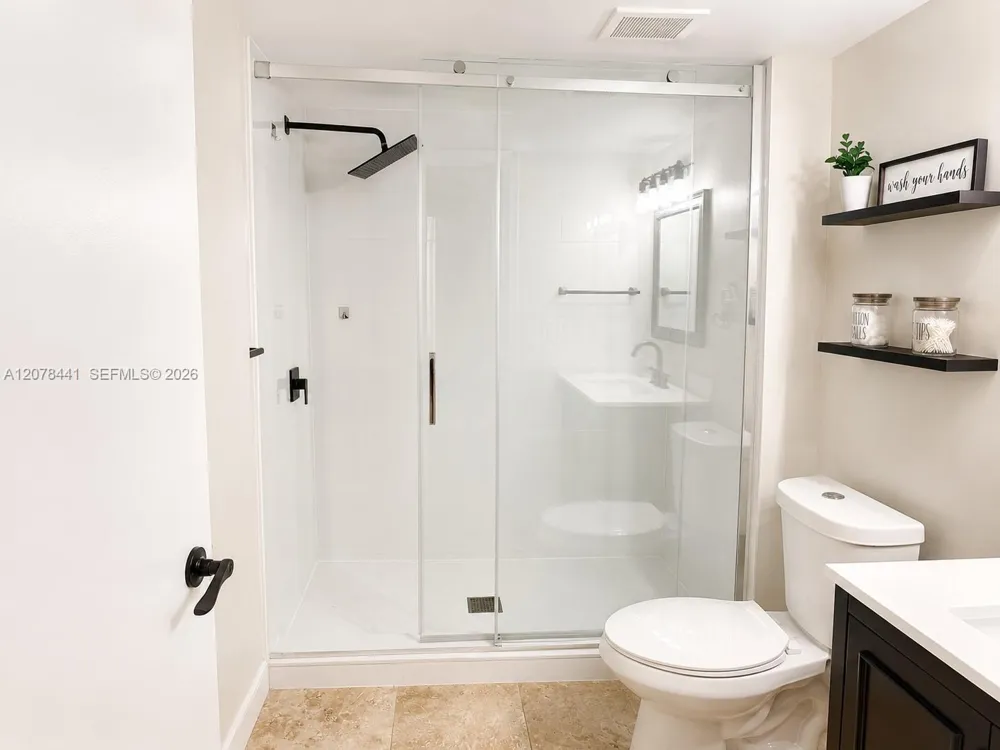 8821 Wiles Rd #304 Coral Springs, FL 33067