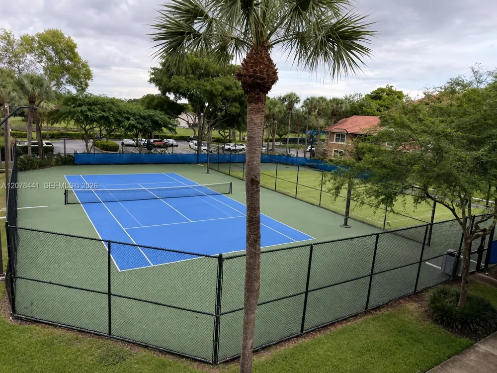 8821 Wiles Rd #304 Coral Springs, FL 33067