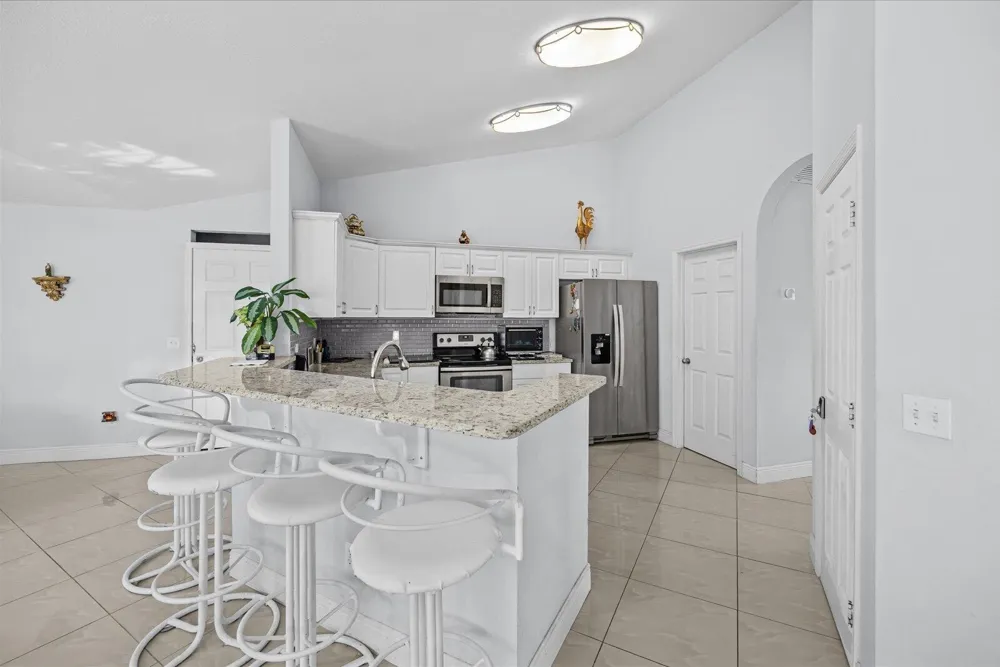 2962 SE BELLA ROAD Port St. Lucie, FL 34984