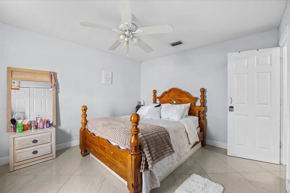 2962 SE BELLA ROAD Port St. Lucie, FL 34984