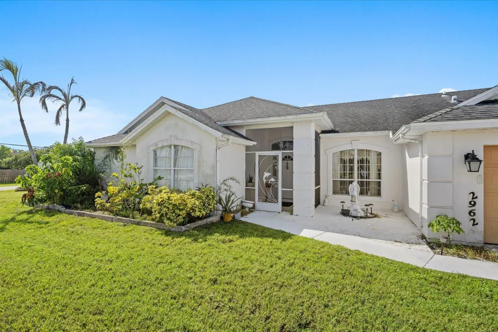2962 SE BELLA ROAD Port St. Lucie, FL 34984
